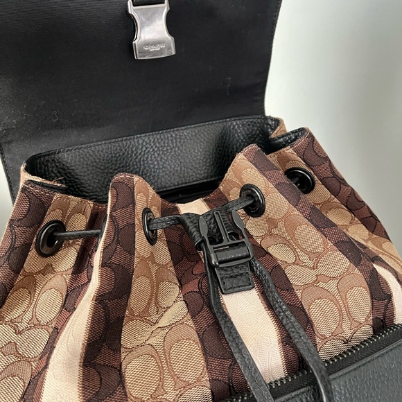 Coach Men’s  Backpack - Picture 4 of 12